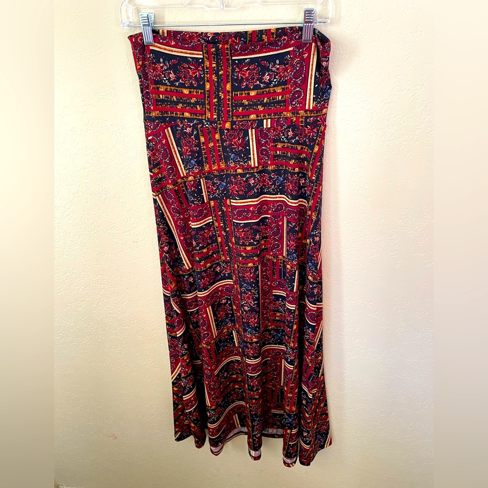 Size S LuLaRoe maxi skirt
